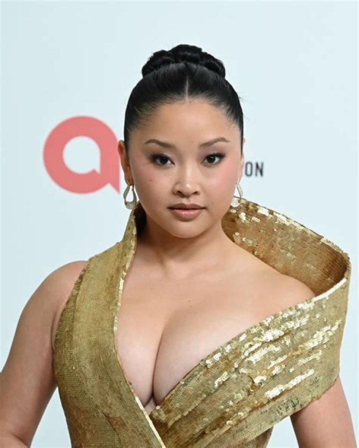 Lana Condor Height, Weight, Measurements, Bra Size, Shoe Size