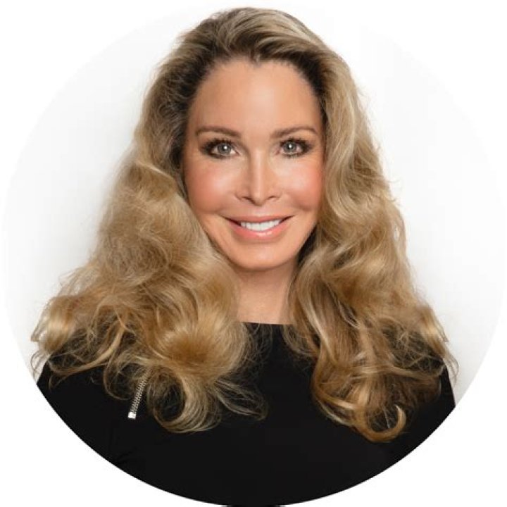 Leigh Brecheen Net Worth