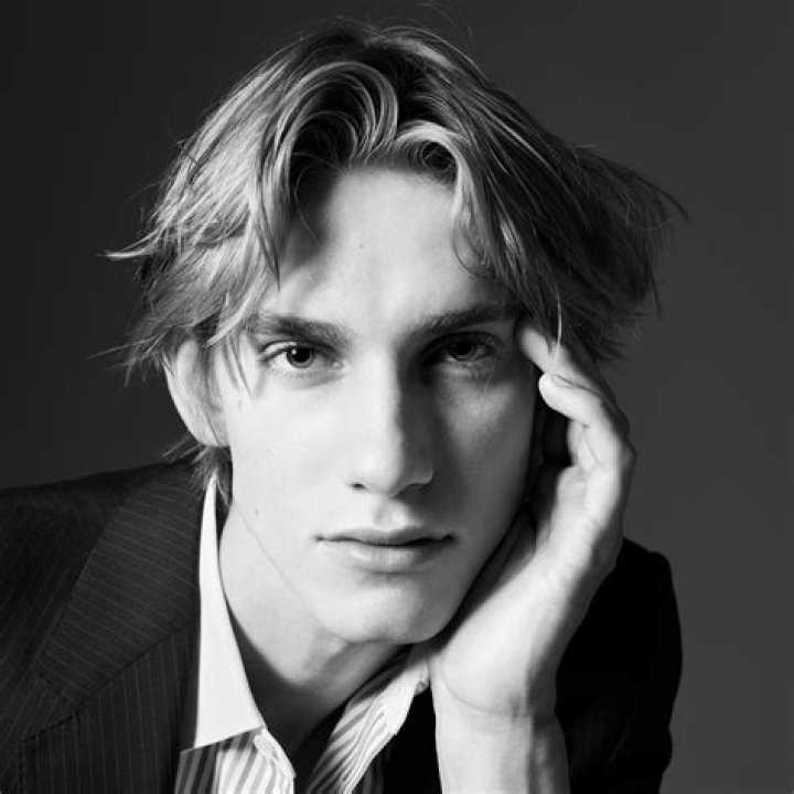 Levon Roan Height, Weight, Net Worth, Age, Birthday, Wikipedia, Who, Nationality, Biography