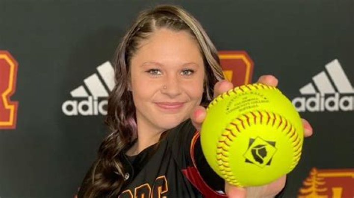 
Makayla Bernald GoFundMe: Fundraiser launched as California woman dies in fatal crash 