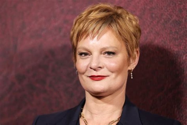 Martha Plimpton Height, Weight, Measurements, Bra Size, Shoe Size