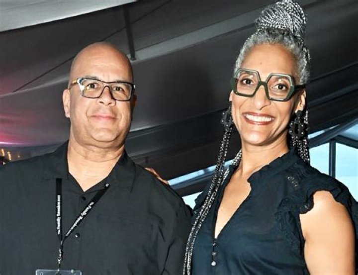 Matthew Lyons Bio Reveals: Enjoys A Happily Married Life With His Chef Wife And A Son