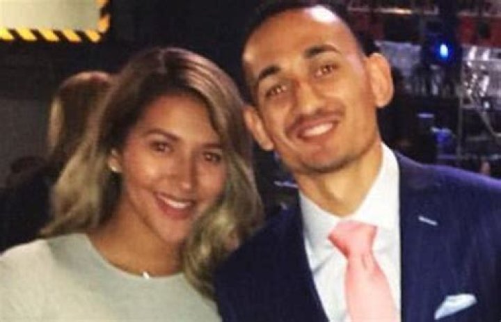 Max Holloway was married to ex-wife Kaimana Pa’aluhi from 2012 to 2017