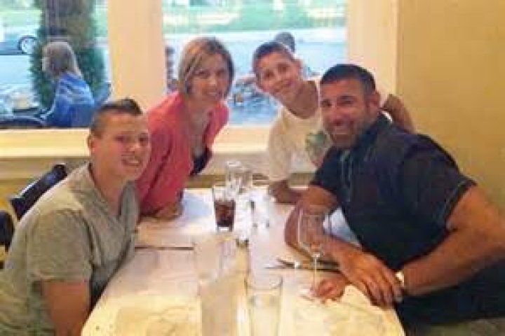 
Meet Mike Vrabel Kids: Tyler Vrabel And Carter Vrabel, Wife And Net Worth 