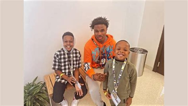 Meet Steve Lacy’s Parents Sophia Lackritz And Harry Lackritz And Siblings