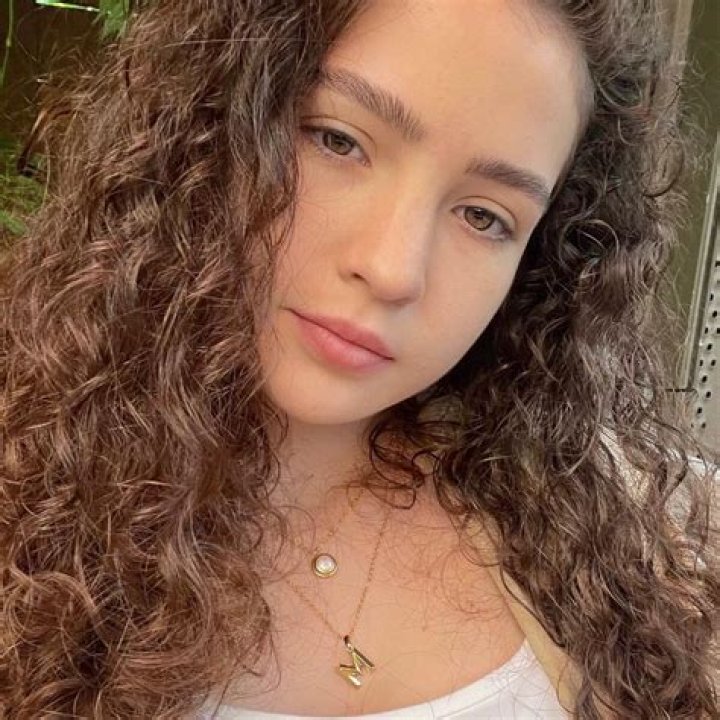 Melis Minkari Height, Weight, Net Worth, Age, Birthday, Wikipedia, Who, Instagram, Biography