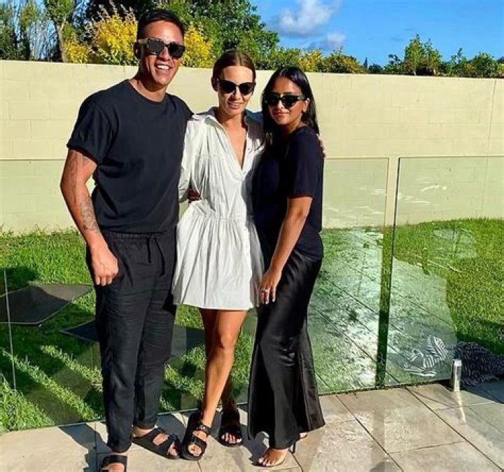 
Michele Singh Height, Weight, Net Worth, Age, Birthday, Wikipedia, Who, Instagram, Biography 