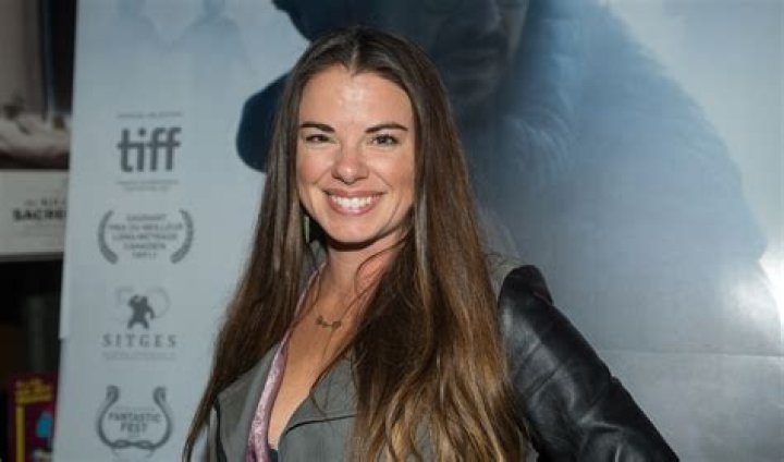 
Mirianne Brûlé Height, Weight, Net Worth, Age, Birthday, Wikipedia, Who, Nationality, Biography 