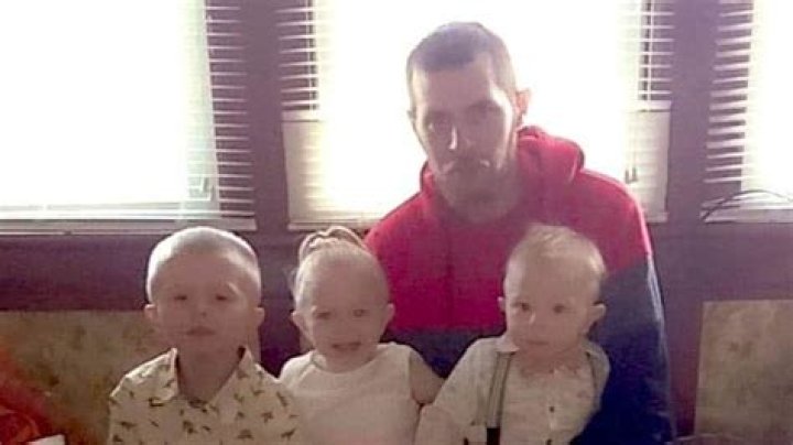 
Missing Man Kyle Moorman Found Dead With Three Children In The Indianapolis Pond 