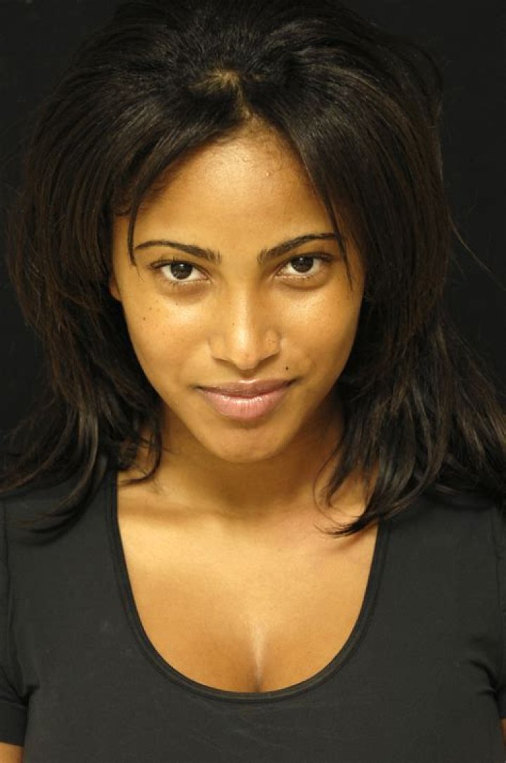 Mouni Farro Net Worth