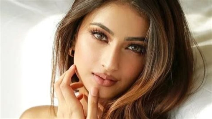 
Niharika Tiwari Height, Weight, Net Worth, Age, Birthday, Wikipedia, Who, Nationality, Biography 