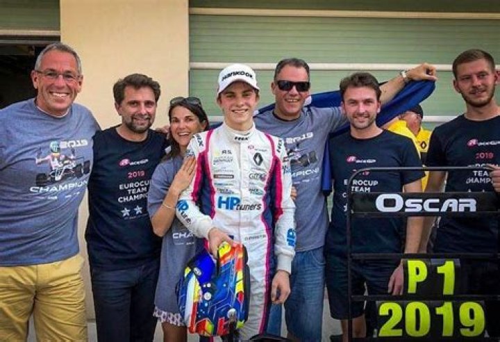 
Oscar Piastri’s Wife, Parents And Height, How Tall Is Alpine F1 Reserve Driver? 