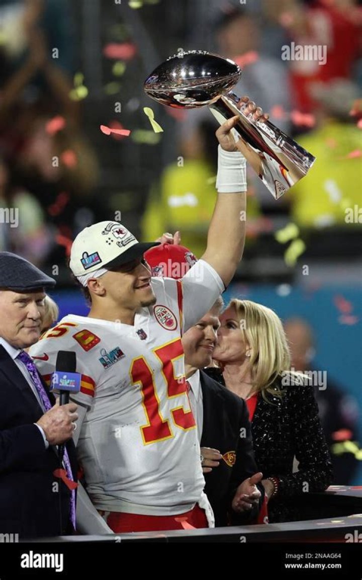 
Patrick Mahomes gives Lombardi Trophy to fan at Kansas City Chiefs’ Super Bowl parade and leaves: Watch 
