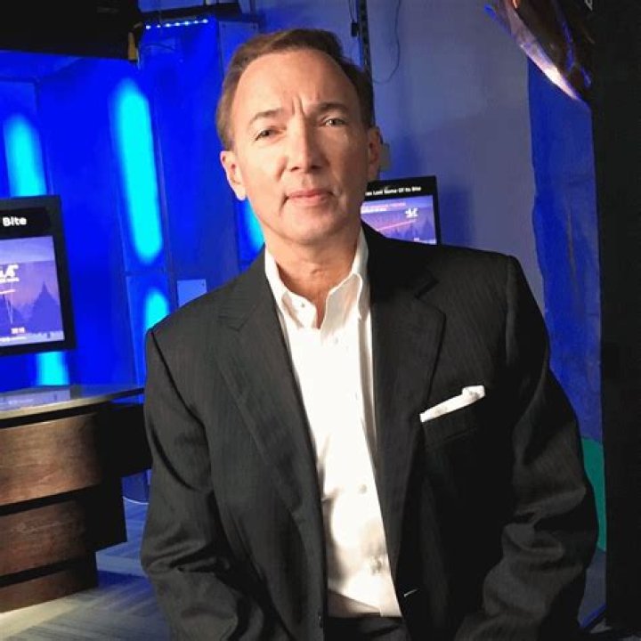 Paul Douglas Net Worth