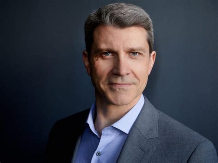 Paul Essiembre Height, Weight, Net Worth, Age, Birthday, Wikipedia, Who, Nationality, Biography