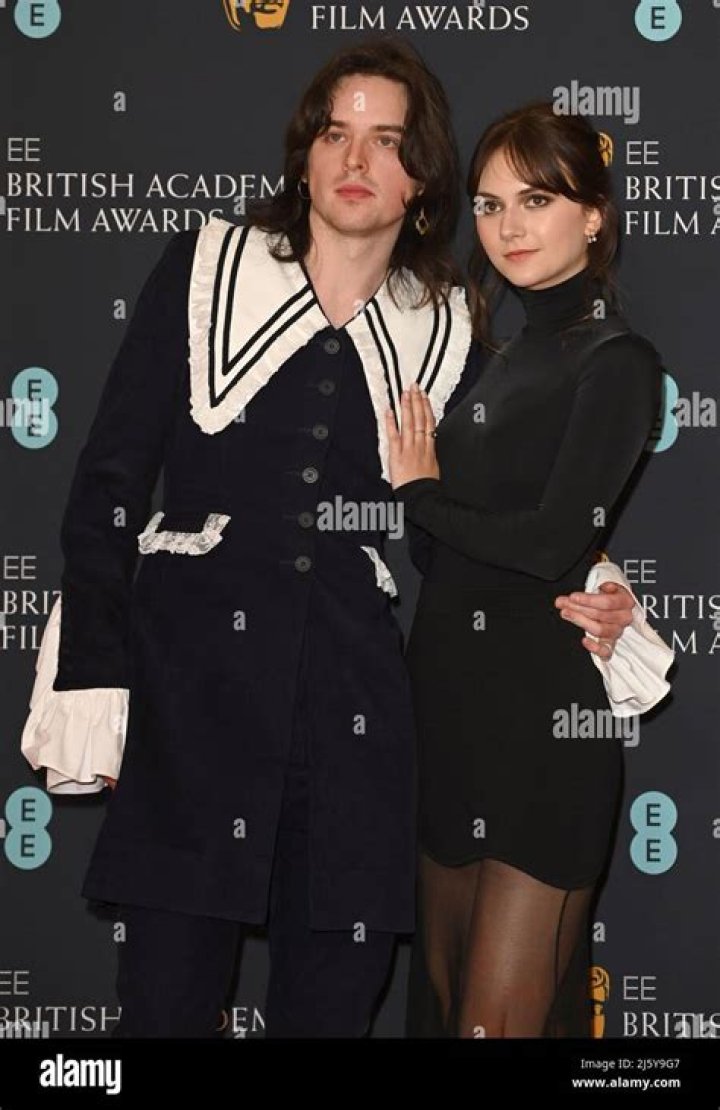 Pistol: Is Ferdia Walsh-Peelo Gay? Partner And Dating Status – Age Wikipedia