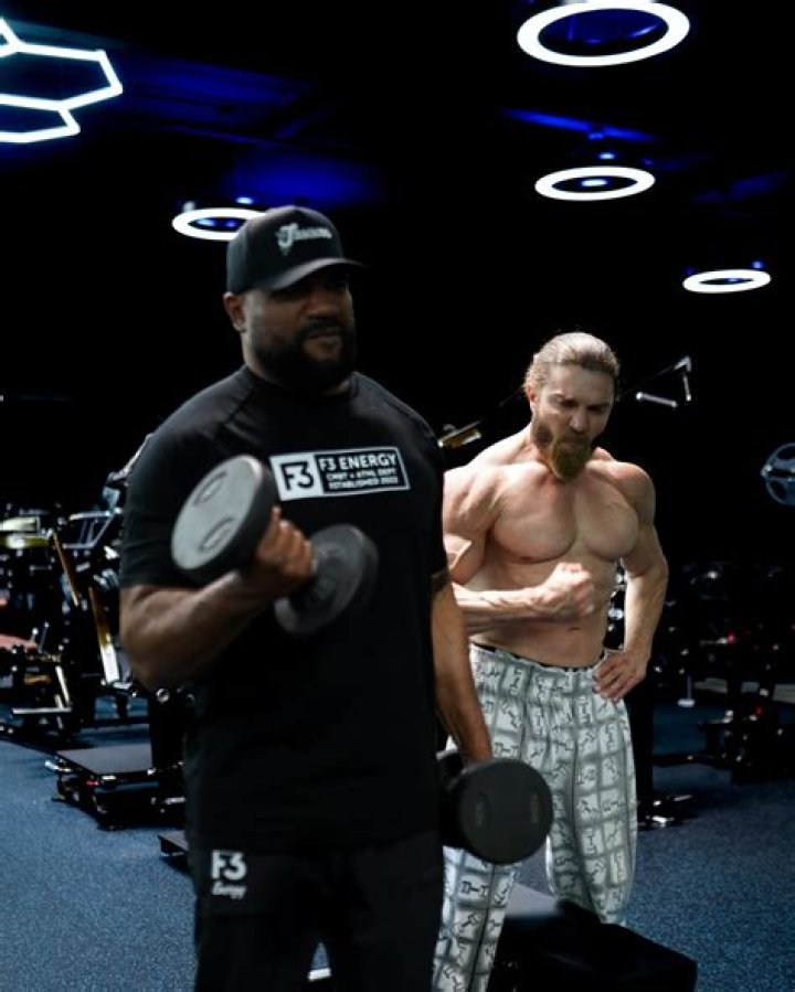 
Rampage Jackson Height, Weight, Net Worth, Age, Birthday, Wikipedia, Who, Nationality, Biography 