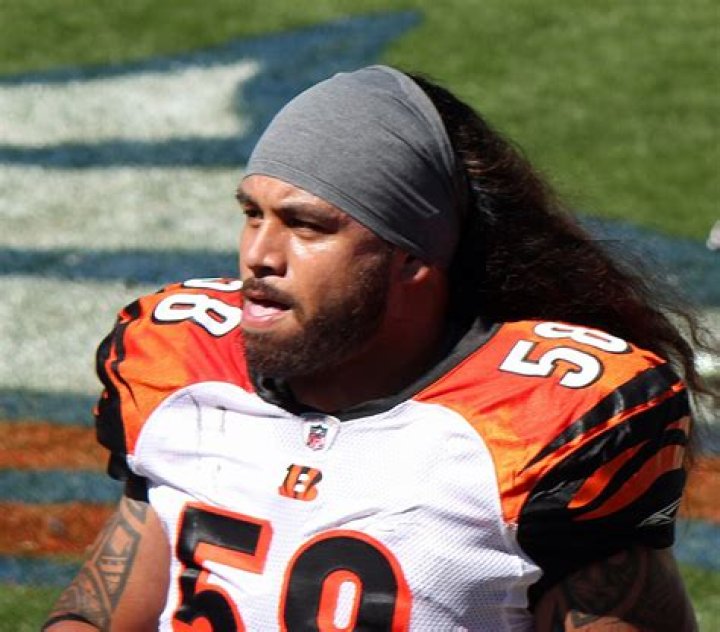 Rey Maualuga Height, Weight, Net Worth, Age, Birthday, Wikipedia, Who, Nationality, Biography