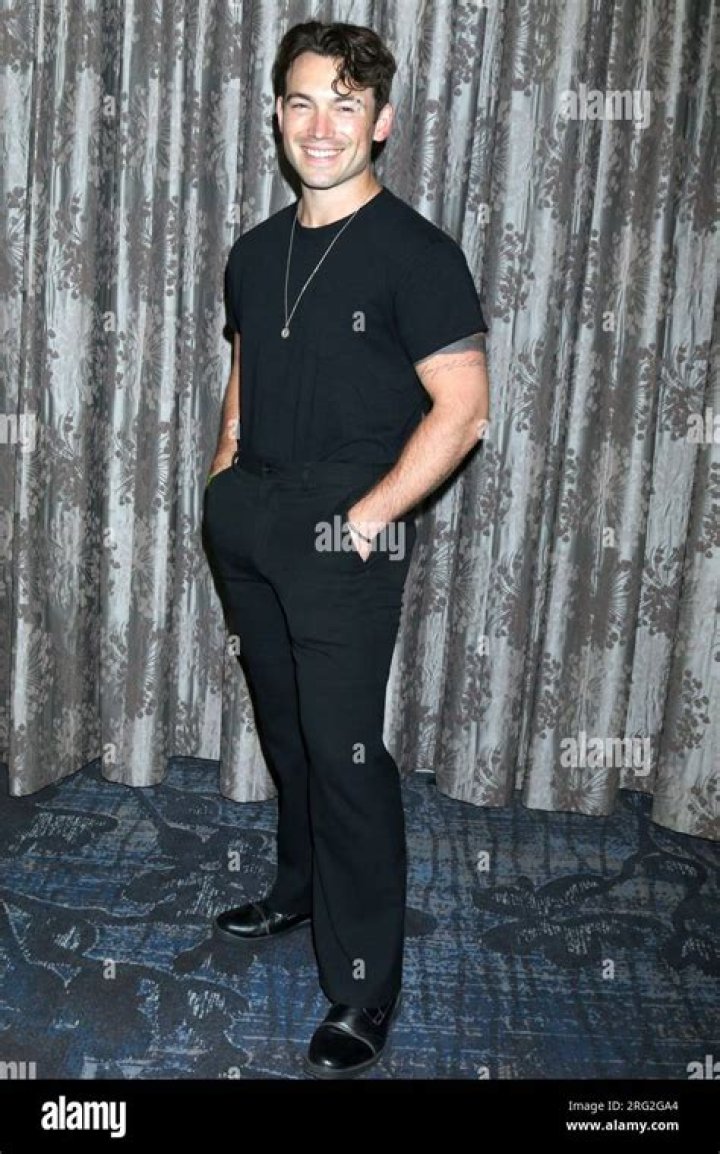 Rory Gibson Height, Weight, Net Worth, Age, Birthday, Wikipedia, Who, Instagram, Biography