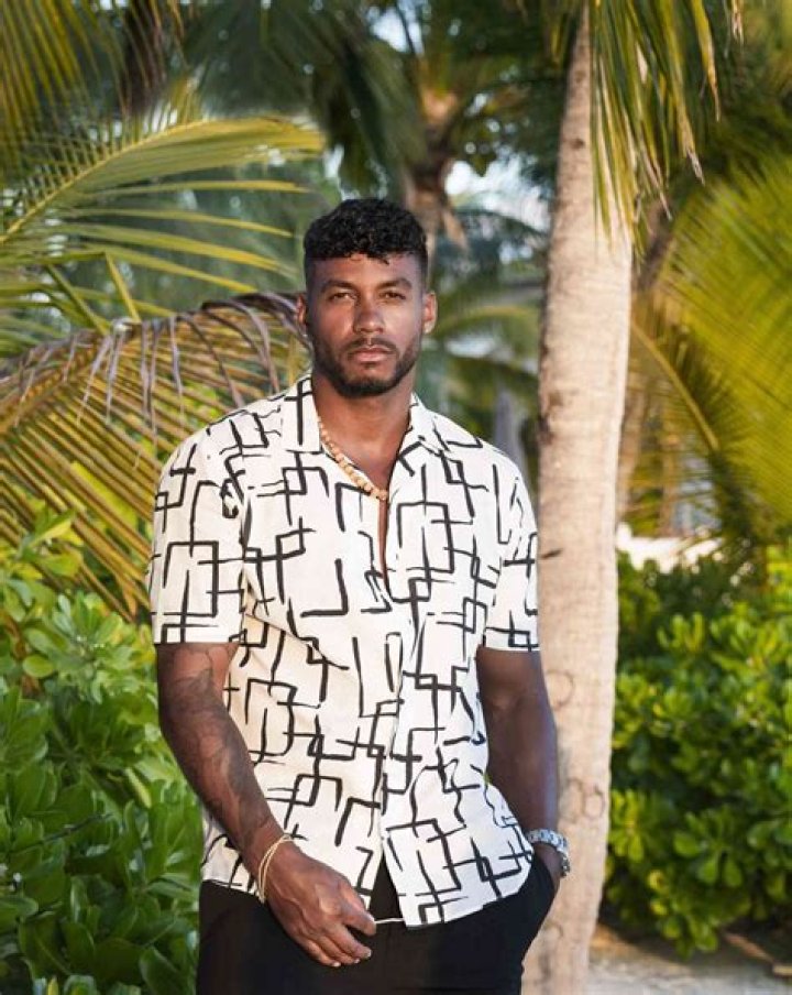 
Ryan Rhino Garland Height, Weight, Net Worth, Age, Birthday, Wikipedia, Who, Nationality, Biography 