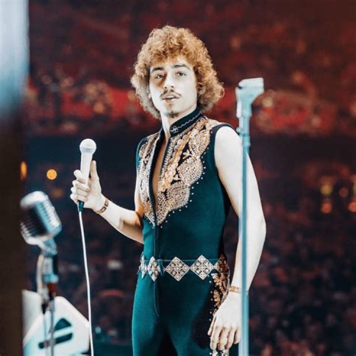 Sam Kiszka Height, Weight, Net Worth, Age, Birthday, Wikipedia, Who, Nationality, Biography