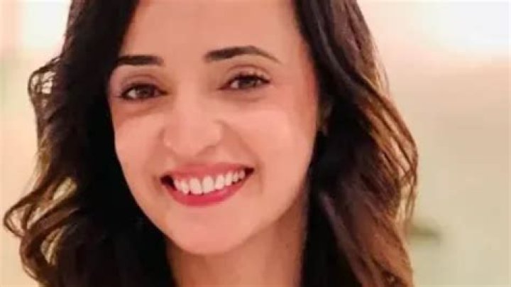 
Sanaya Irani Height, Weight, Net Worth, Age, Birthday, Wikipedia, Who, Nationality, Biography 