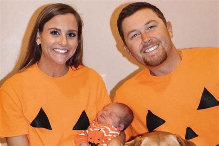 
Scotty McCreery and Wife Gabi Celebrate ‘One Week with Our Little Pumpkin’ Avery on Halloween 
