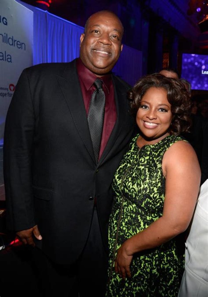 Sherri Shepherd: Husband, net worth, tattoos, smoking & body measurements