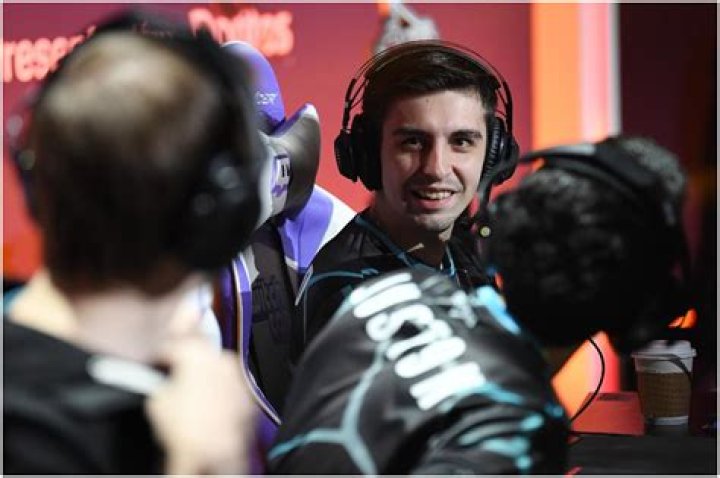 Shroud: Girlfriend, Family, Setup, Prize Money & Net Worth