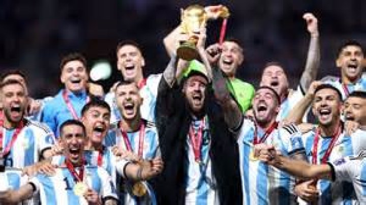 
Singer Nathaniel Bassey Prays Messi to Lift World Cup. Explained 