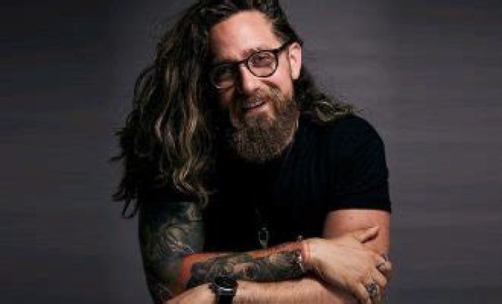 
Sorin Schiller Height, Weight, Net Worth, Age, Birthday, Wikipedia, Who, Nationality, Biography 