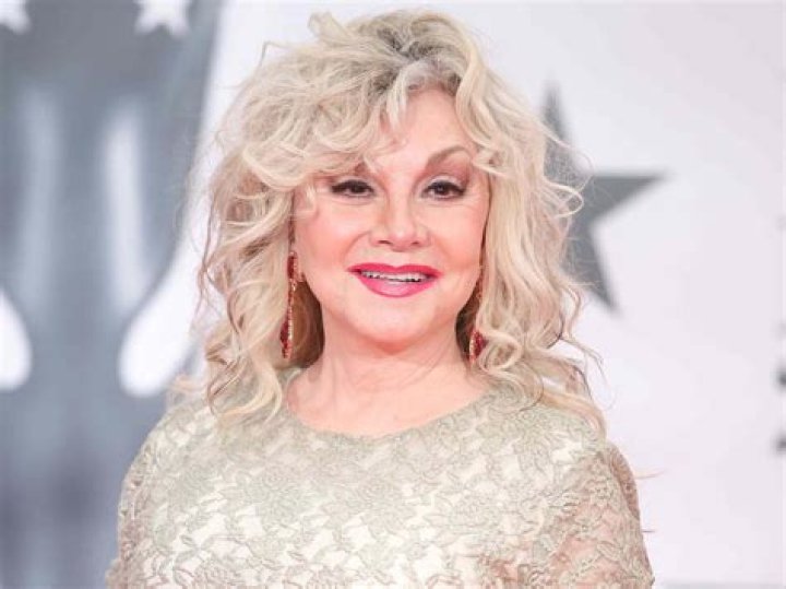 Stella Parton