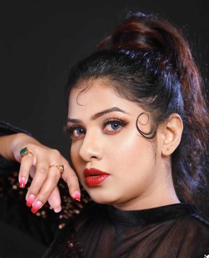 
Susmita Roy Height, Weight, Net Worth, Age, Birthday, Wikipedia, Who, Instagram, Biography 