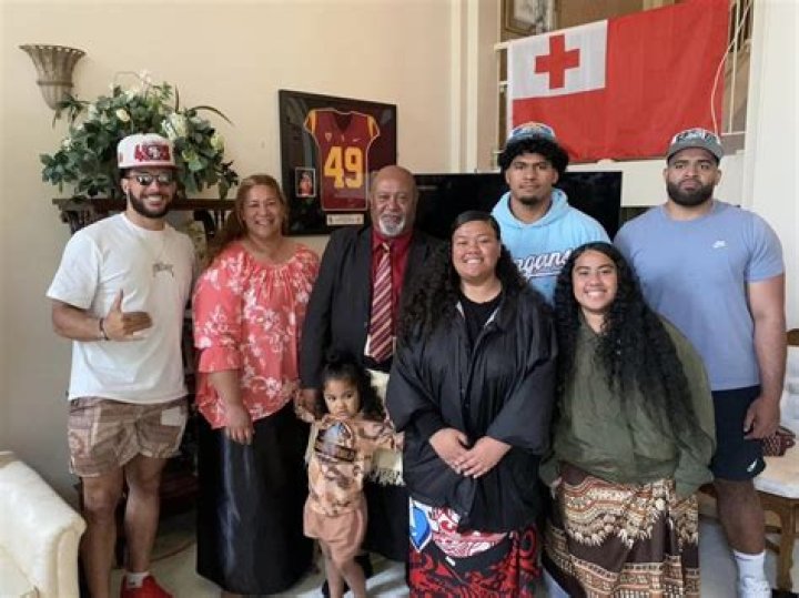 Talanoa Hufanga Parents, Tevita And Tanya, Tonga Family Facts