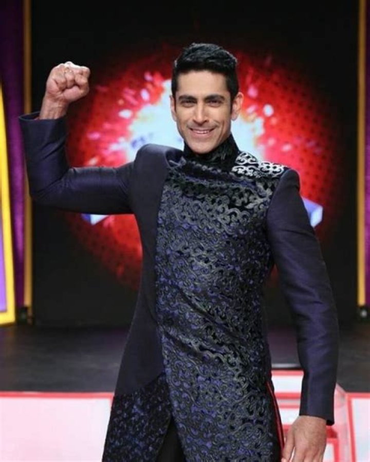 Tarun Khanna Height, Weight, Net Worth, Age, Birthday, Wikipedia, Who, Instagram, Biography