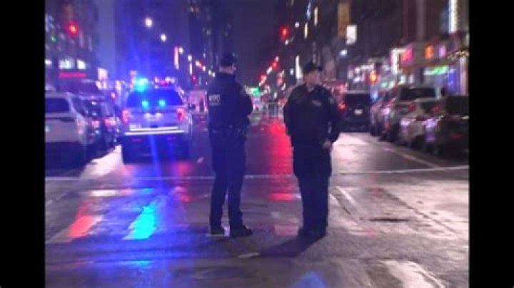 
Teen Who Wanted to Join Taliban Charged in New Year’s Eve Machete Attack on Police in Times Square 