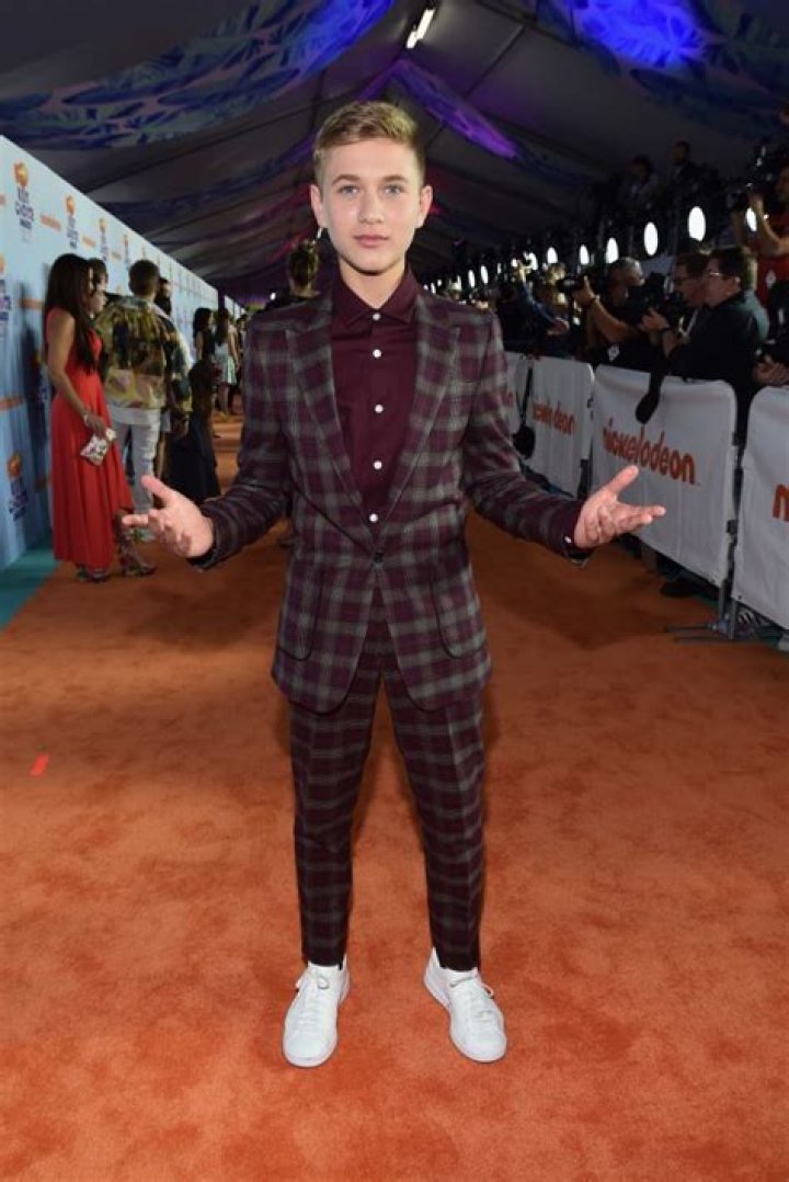 Thomas Kuc Height, Weight, Net Worth, Age, Wiki, Who, Instagram, Biography