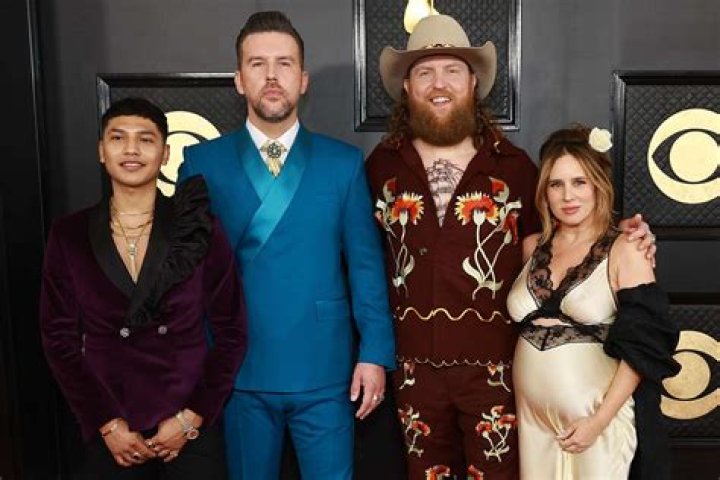 Tj Osborne Is In A Relationship With His Boyfriend Abi Ventura, Family And Net Worth