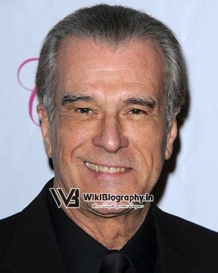 Tom Hallick Net Worth