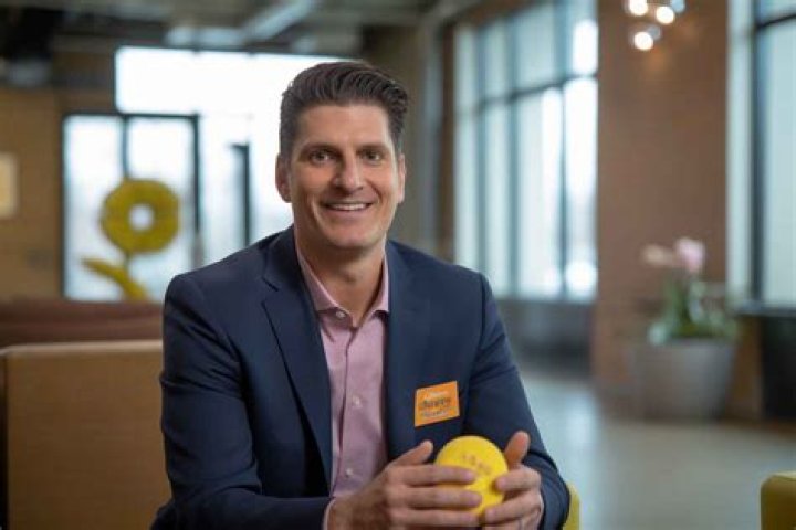 Tom Krause Net Worth