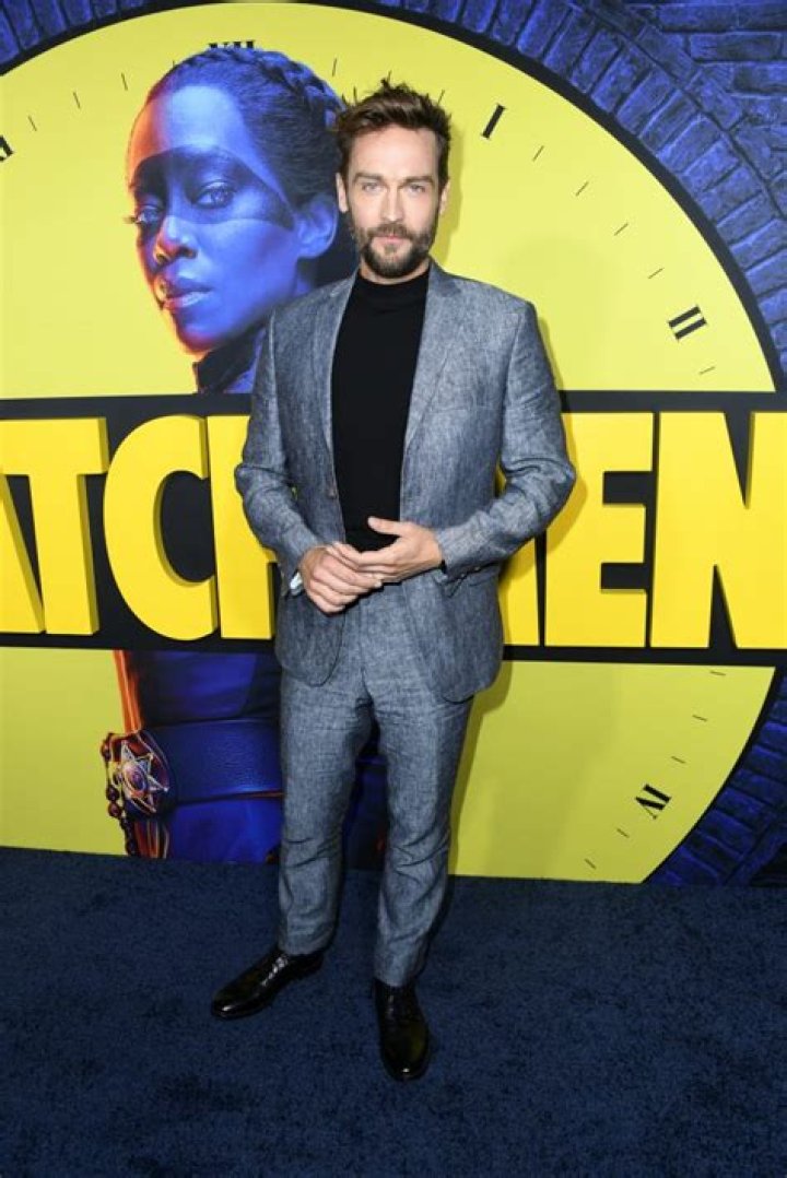 Tom Mison Bio, Age, Height, Weight, Net Worth, Affair, Ethnicity, Wife, Wiki