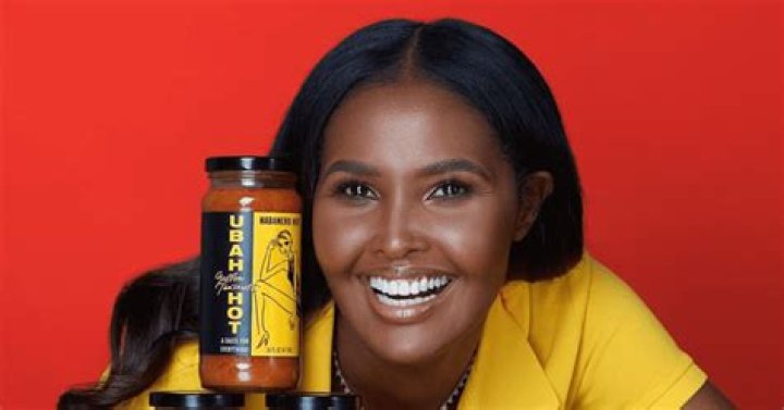 Ubah Hassan Height, Weight, Net Worth, Age, Birthday, Wikipedia, Who, Nationality, Biography