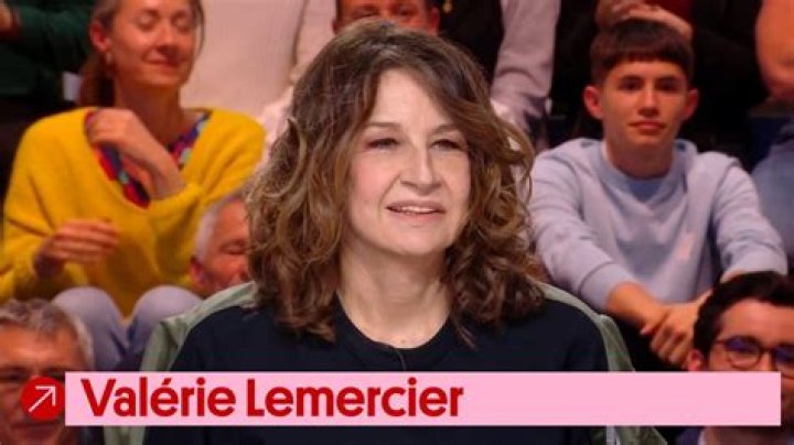
Valerie Lemercier Age, Birthday, Wikipedia, Who, Nationality, Biography 