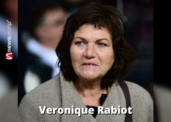
Veronique Rabiot Height, Weight, Net Worth, Age, Birthday, Wikipedia, Who, Nationality, Biography 