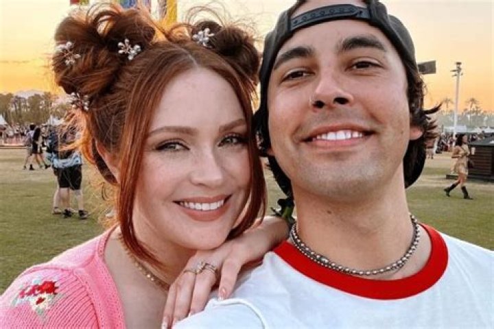 Vic Fuentes Bio, Age, Family, Girlfriend, Songs, Height And Net Worth.