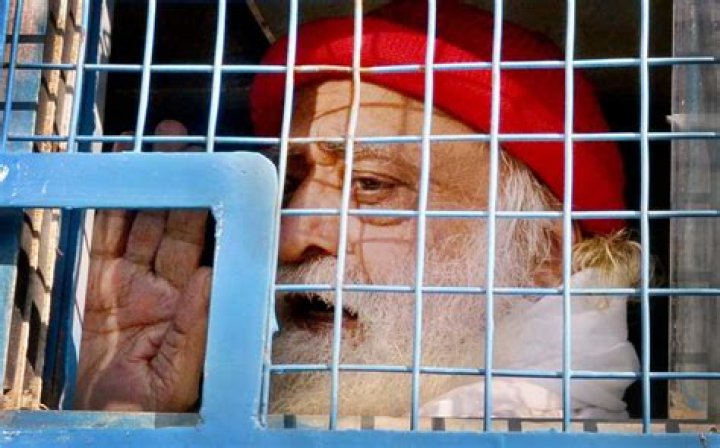 
‘Weighs 48kg, not in a state to work’: SC grants interim bail to murder accused suffering from cancer 