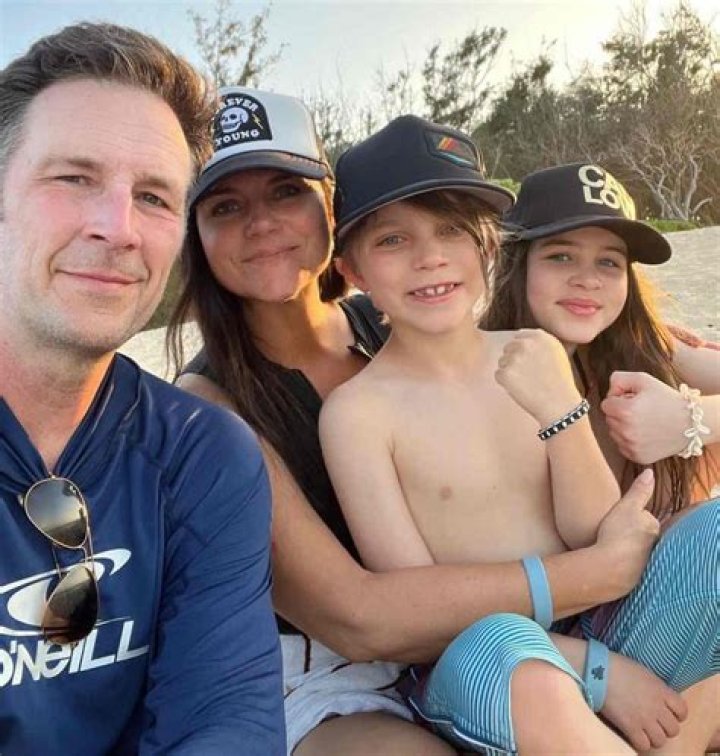 
Where Is Kelly Kapowski Now? Tiffani Thiessen Age Husband And Kids – Is She Pregnant 2022? 
