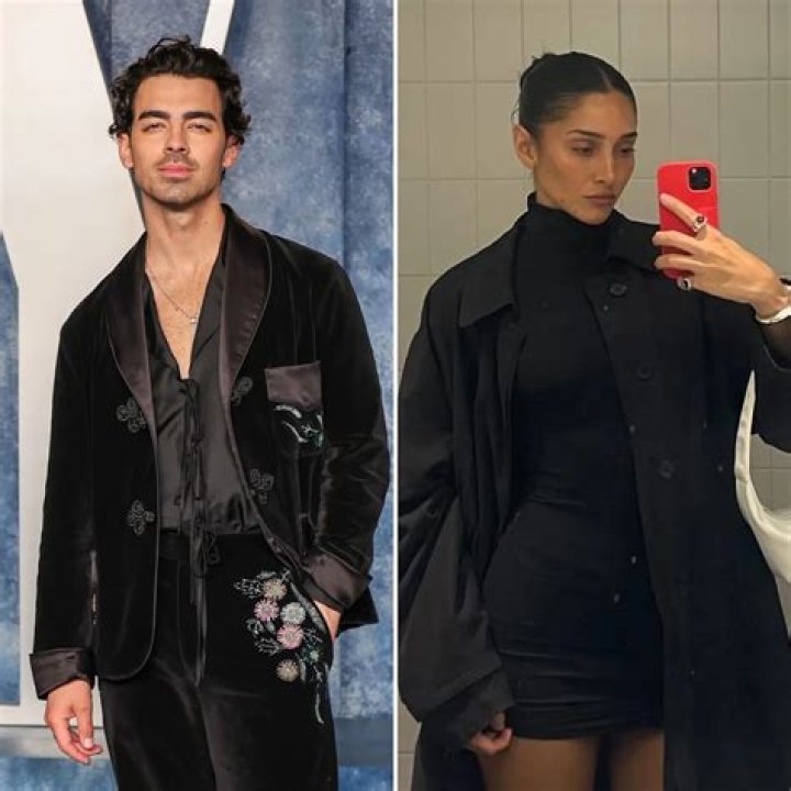 
Where Is Tatiana Maslany From? Ethnicity And Parents Of The Actress Revealed 