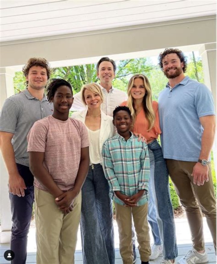 
Who Are David And Rachel Knox? Dawson Knox Brother Luke and Family 