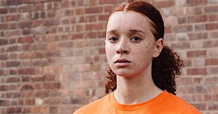 
Who is actress Erin Kellyman from “Solo: A Star Wars Story”? Her Wiki: Age, Parents, Net Worth, Height, Siblings 